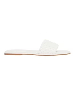 Flash Sale 🔔 Nine West Ohhi 🩴 Sandals In White ✨