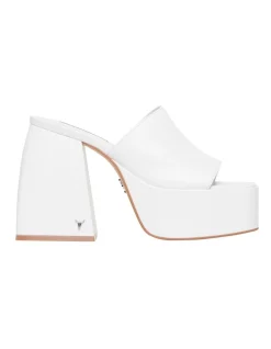 Best Sale ✨ Windsor Smith Highrise Leather Heel In White 👏